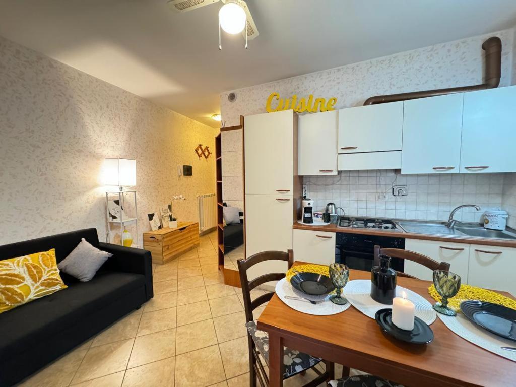Relax Mariotti Apartment Фиумичино Екстериор снимка