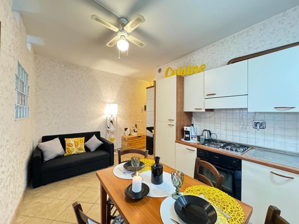 Relax Mariotti Apartment Фиумичино Екстериор снимка